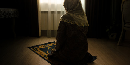 Hijabi Payah Nak Solat? Ini Cara Mengatasinya! Masih Belum Terlambat….